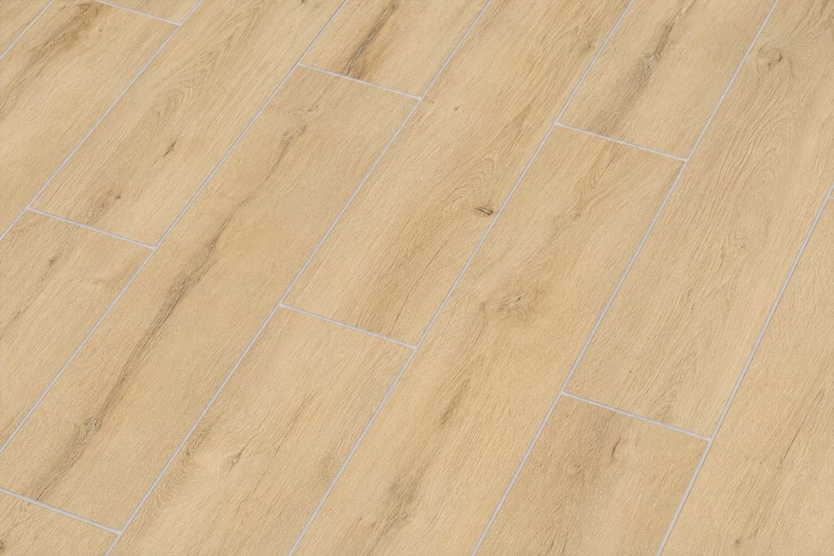 Vloertegels met houtlook met natuurlijke houtnerf en noesten.