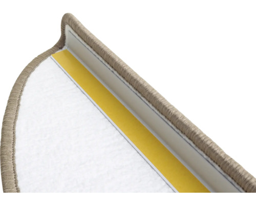 Detailopname van een trapmat met plakstrip