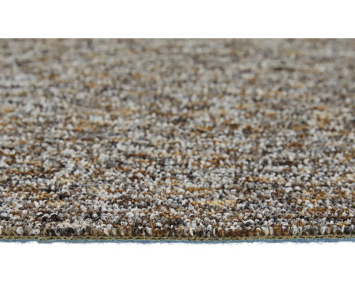 Detailopname van de textuur van een tapijt met lussenpool in bruine en grijze tinten.