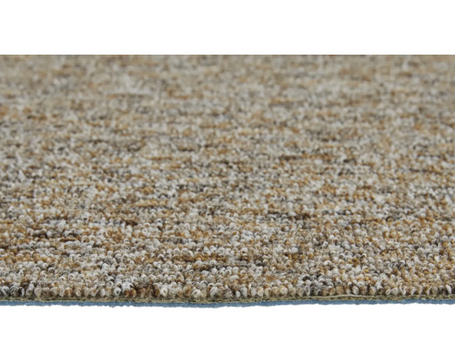 Detailopname van een lussenpooltapijt met een gemêleerde bruin-beige textuur.