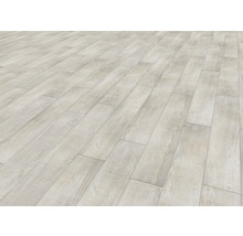 Geïnstalleerde laminaatvloer in houtlook
