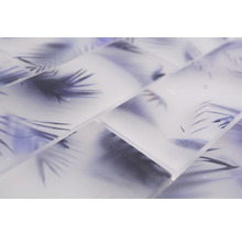 Close-up van mozaïektegels met plantmotief