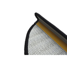 Detailopname van een insectenhor met frame en plakstrip