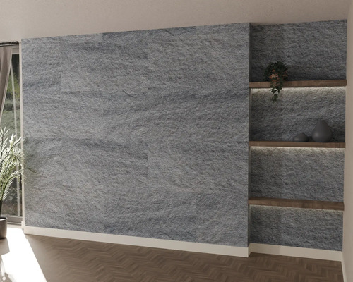 Moderne wanddecoratie met donkere natuurstenen strips, verlichte houten planken in een nis en visgraatparket.