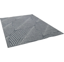 Grijs tapijt met geometrisch patroon