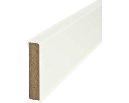 Houten plint met fineerlaag