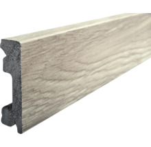 Plint met houten decor