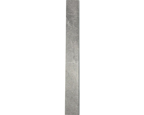 Grijze leisteenstrips voor binnen- en buitengebruik.