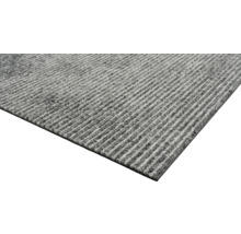 Grijs tapijt met ribbelstructuur