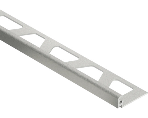 Aluminium tegelprofiel met een gestructureerd oppervlak en een geperforeerde zijde voor randafwerking.