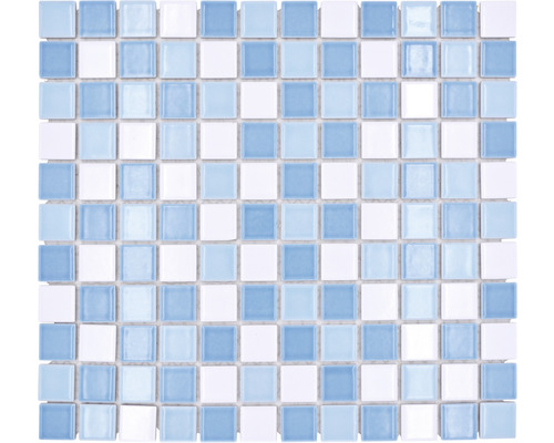 Vierkant mozaïektegelpatroon met lichte en medium blauwtinten en witte accenten.