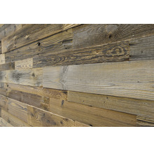Houten wandbekleding van oud hout