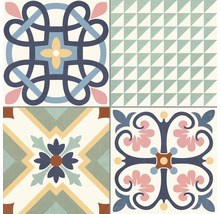 Tegels met geometrische en bloemmotieven
