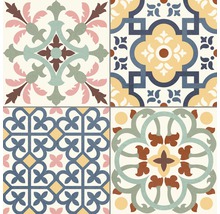Decoratieve tegels met bloem- en geometrische patronen