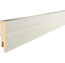 Houten plint met houtnerf