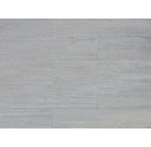 Installatie van lichte vinylvloer in houtlook