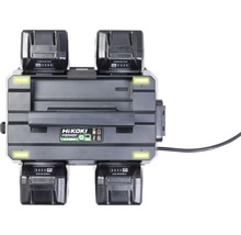 HiKoki acculader met vier accu's