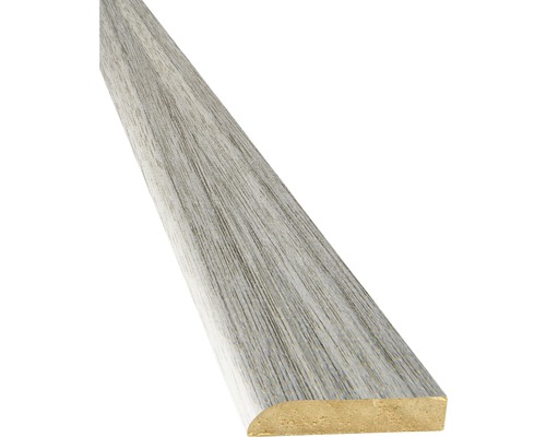 Houten plint met houtnerf
