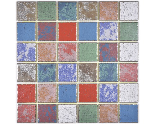 Mozaïektegelpatroon met verschillende kleuren en texturen voor wand- en vloerdesign