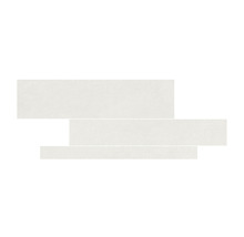 Drie witte keramische wandtegels