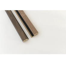 Twee decorpanelen van hout met mes- en groefverbinding.