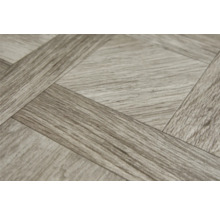 Close-up van een vinylvloer in houtlook met een vierkant patroon