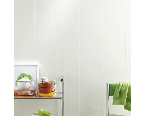 Lichte kunststofpanelen in het interieur.